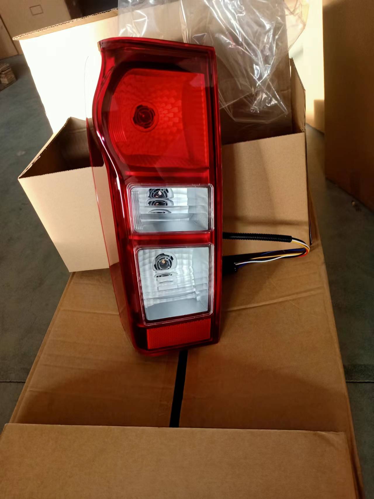  Tail Lamp Brake Rear Light with OE 8961254023 8981254033 for Isuzu D-Max Dmax 2012-2016 2014