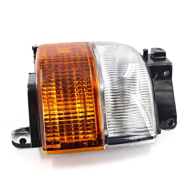 Front Head Corner Lamp with OE 2612000z0d 2612500z0d For Nissan Cwa451 1999